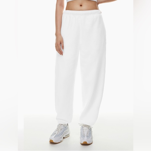 Aritzia Pants - Aritzia TNA Cozy AF sweats